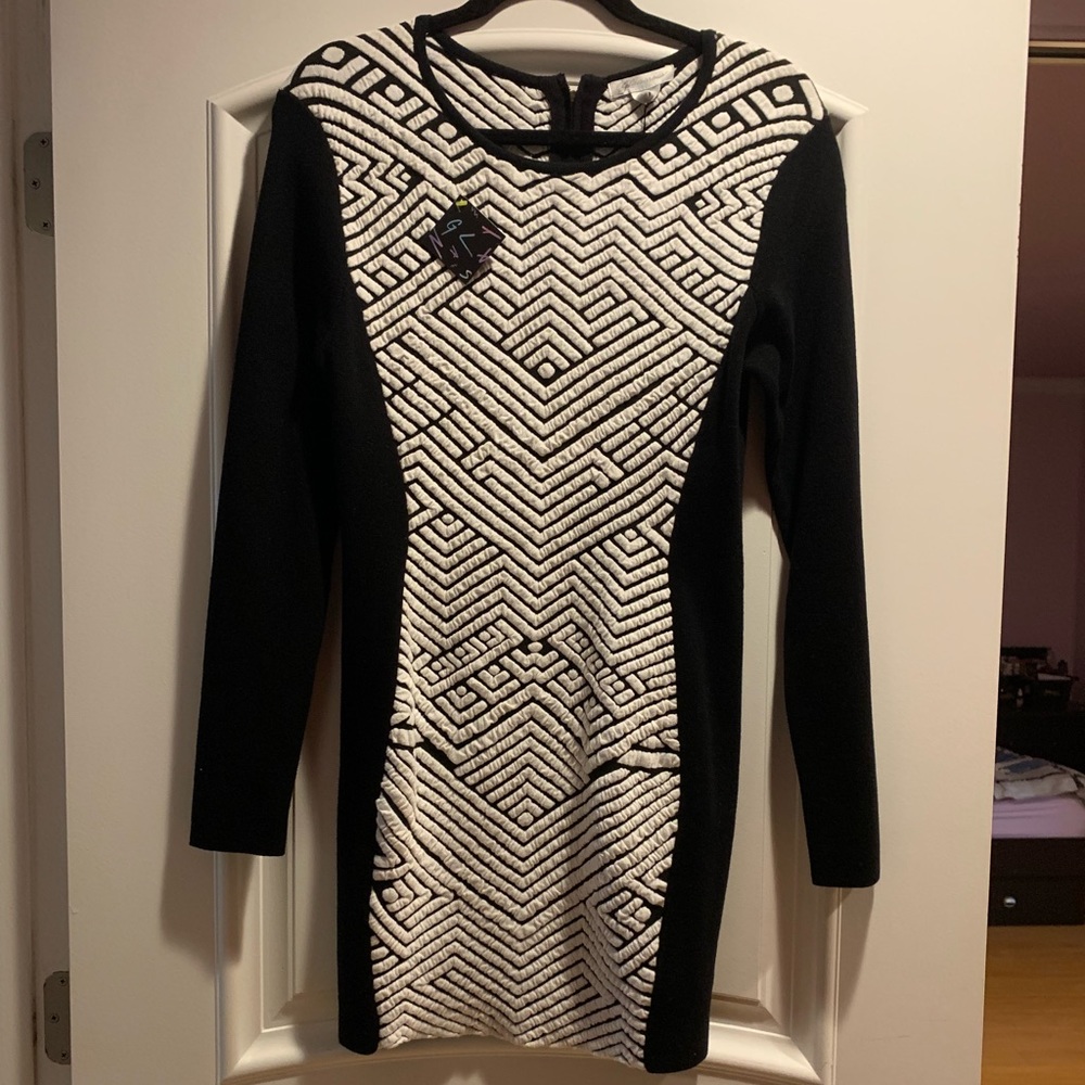 NEW Nasty Gal black and white knitted dress